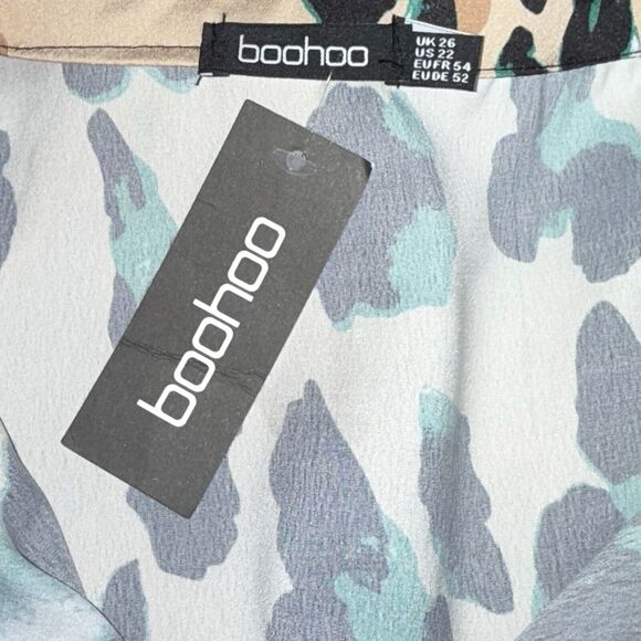 Boohoo Tunic Top Women's Size 22 Multicolor Leopard Animal Print Satin Button Up - Picture 5 of 10